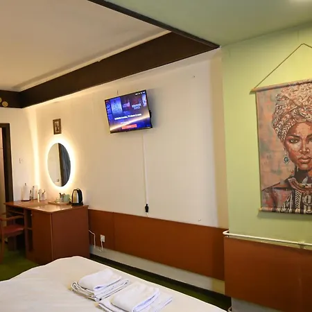 Tirona Hotell 4*